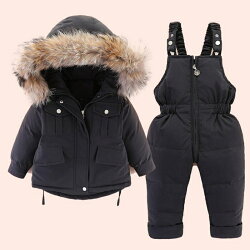 送料無料ダウンコート子供服キッズ2点セット子供服ベビー服ダウンコート+サロペットダウンジャケットアウターラクーンファー付きアウトドアキッズジャケット【雪遊び&防寒】お出かけ外出着保温防寒秋冬用80cm90cm100cm110cm5色