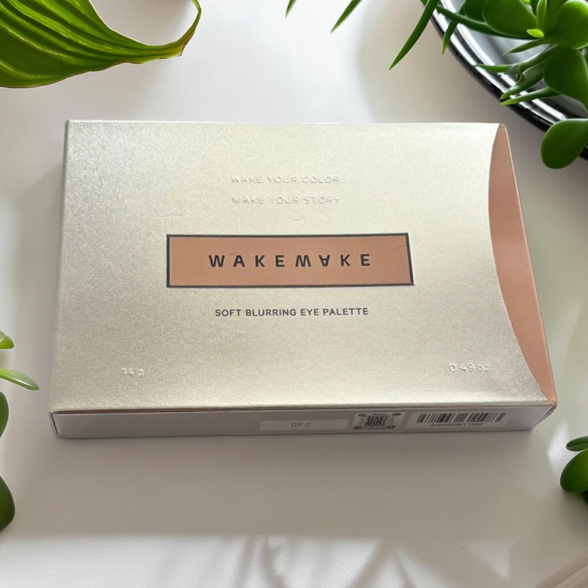 wakemake ソフトブラーリングアイパレット 05