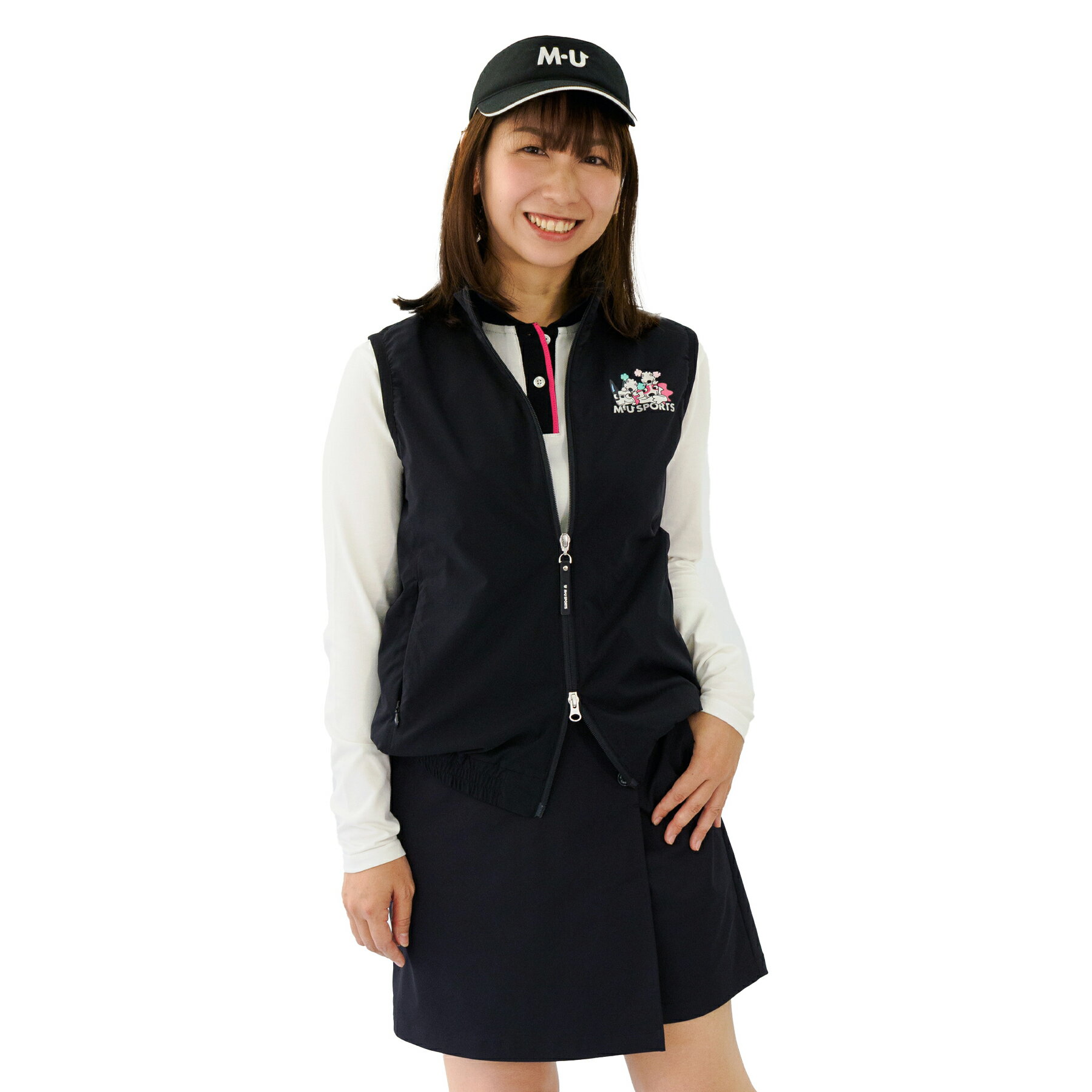 [MU SPORTS] ゴルフ レディース ストレッチウェザーベスト 高機能 撥水加工 UVカット 軽量 動きやすい アウター おしゃれ ホワイト ブラック サイズ40 42 44 701R6312 誕生日 プレゼント ギフト！オールシーズン活躍する優秀ベスト！