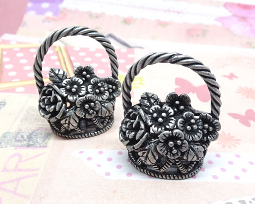 大きな花かご［cha-c-002] 【手芸・手芸用品・手芸材料・手作り・アクセサリー・パーツ・ネックレス・..