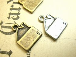 樂天商城 - プチハウス　2個 [cha-p-453]【アクセサリーチャーム・ピューターチャーム・ビーズパーツ】