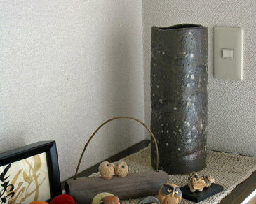 信楽焼 花瓶 岩石 ひねり 寸胴 おしゃれ 一輪挿し 大きな 花入 北欧 陶器 大型 花びん 花器 フラワーベース 寸胴 信楽 信楽焼き やきもの (MR9091-07G)