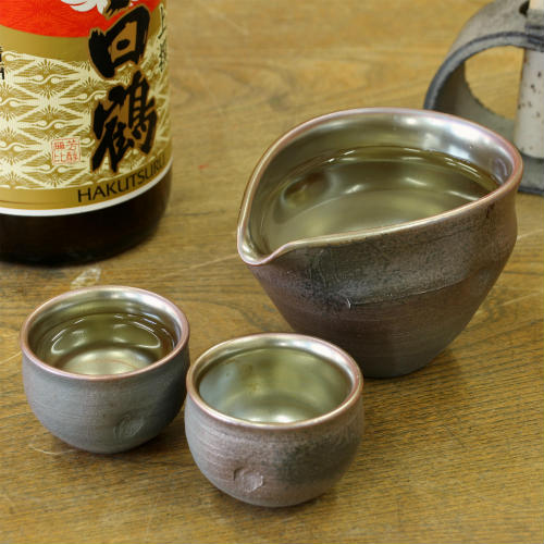 酒器セット 信楽焼 片口 酒器 光彩 ぐい呑み 丸 ペア セット 陶器 おしゃれ 徳利 注器 冷酒器 お猪口 盃 食器 和食器 日本酒 どぶろく 焼酎 吟醸酒 家飲み 晩酌 還暦祝い 父の日 ギフト 信楽焼き 焼き物 やきもの(lgta)