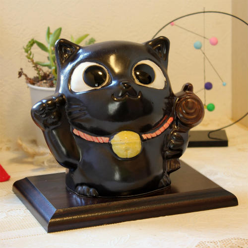 信楽焼 猫 置物 招き猫 5号 黒 陶器 猫の置物 リアル ねこ 小さい ネコ かわいい 陶器 信楽焼 インテリア アンティーク 雑貨 おしゃれ 招き猫 ギフト...