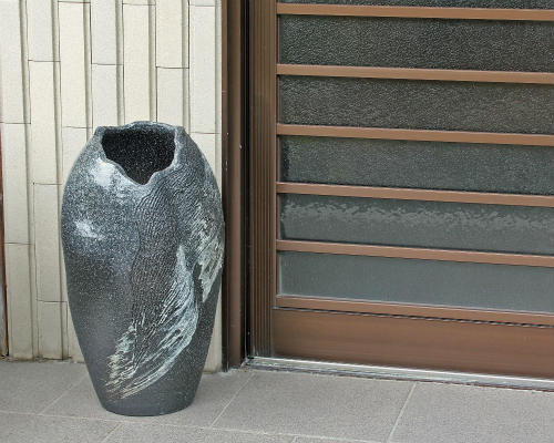 楽天市場】花瓶 大きな(地域ブランド(陶磁器)信楽焼)の通販 楽天市場】花瓶 大きな(地域ブランド(陶磁器)信楽焼)の通販