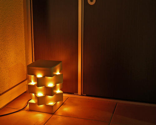 信楽焼 インテリアライト 白 合わせ 屋外 屋内 兼用 コンセント式 エクステリアライト インテリア照明 おしゃれ 照明器具 ライト 陶器 癒やし 陶器あかり ...