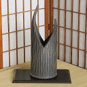 信楽焼 花器 黒 ストライプ 角 池坊 生け花 在庫数限り 在庫処分 和風 洋風 華道 陶器 フラワーベース 立花花器 自由花 花瓶 ギフト 信楽焼き 焼き物 ...