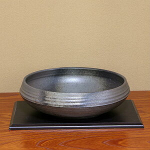 【ポイント3倍】信楽焼 水盤 炭化ひねり灰ぼかし丸型 12号 生け花 花器 池坊 小原流 創作 陶器 生花 在庫数限り 在庫処分 和風 庭 花瓶 華道 花入 フラワーベース 立花 ギフト 信楽焼き 華道 未生流 古流 遠州流(MB021-05G)