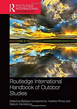 楽天ムジカ＆フェリーチェ楽天市場店【中古】【輸入品・未使用】Routledge International Handbook of Outdoor Studies （Routledge Advances in Outdoor Studies）