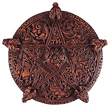 【中古】【輸入品・未使用】Large Knotwork Pentacle Wall Plaque Wood Finish【メーカー名】【メーカー型番】142-LKPW【ブランド名】Dryad Design【商品説明】Large Knotwork Pentacle Wall Plaque Wood Finish当店では初期不良に限り、商品到着から7日間は返品を 受付けております。こちらは海外販売用に買取り致しました未使用品です。買取り致しました為、中古扱いとしております。他モールとの併売品の為、完売の際はご連絡致しますのでご了承下さい。速やかにご返金させて頂きます。ご注文からお届けまで1、ご注文⇒ご注文は24時間受け付けております。2、注文確認⇒ご注文後、当店から注文確認メールを送信します。3、配送⇒当店海外倉庫から取り寄せの場合は10〜30日程度でのお届けとなります。国内到着後、発送の際に通知にてご連絡致します。国内倉庫からの場合は3〜7日でのお届けとなります。　※離島、北海道、九州、沖縄は遅れる場合がございます。予めご了承下さい。お電話でのお問合せは少人数で運営の為受け付けておりませんので、メールにてお問合せお願い致します。営業時間　月〜金　10:00〜17:00お客様都合によるご注文後のキャンセル・返品はお受けしておりませんのでご了承下さい。