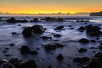 šۡ͢ʡ̤ѡPosterazzi PDDUS12SWR0152 Sunrise at Laupahoehoe Beach Park%% Hamakua Coast%% Big Island%% Hawaii Photo Print%% 18 x 24%