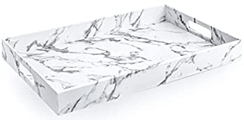 【中古】【輸入品・未使用】Home Redefined 18インチx12インチ ホワイトマーブルフェイクレザー 装飾サービングトレイ ハンドル付き