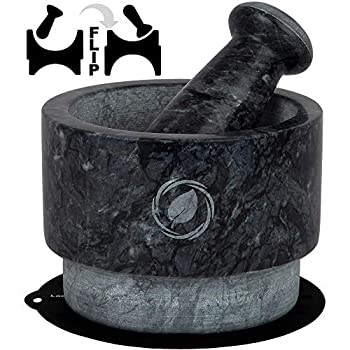 【中古】【輸入品 未使用】Granite Mortar and Pestle Set - REVERSIBLE - Large Stone Set with FREE Silicone Lid/Mat and Spoon 14cm カンマ 590ml by Laevo Cook