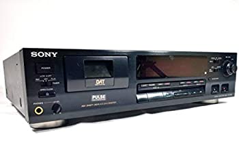 【中古】SONY DTC-690 DATデッキ ケーブル付当店取り扱いの中古品についてこちらの商品は中古品となっております。 付属品の有無については入荷の度異なり、商品タイトルに付属品についての記載がない場合もございますので、ご不明な場合はメッセージにてお問い合わせください。 買取時より付属していたものはお付けしておりますが、付属品や消耗品に保証はございません。中古品のため、使用に影響ない程度の使用感・経年劣化（傷、汚れなど）がある場合がございますのでご了承下さい。また、中古品の特性上ギフトには適しておりません。当店は専門店ではございませんので、製品に関する詳細や設定方法はメーカーへ直接お問い合わせいただきますようお願い致します。 画像はイメージ写真です。ビデオデッキ、各プレーヤーなど在庫品によってリモコンが付属してない場合がございます。限定版の付属品、ダウンロードコードなどの付属品は無しとお考え下さい。中古品の場合、基本的に説明書・外箱・ドライバーインストール用のCD-ROMはついておりませんので、ご了承の上お買求め下さい。当店での中古表記のトレーディングカードはプレイ用でございます。中古買取り品の為、細かなキズ・白欠け・多少の使用感がございますのでご了承下さいませ。ご返品について当店販売の中古品につきまして、初期不良に限り商品到着から7日間はご返品を受付けておりますので 到着後、なるべく早く動作確認や商品確認をお願い致します。1週間を超えてのご連絡のあったものは、ご返品不可となりますのでご了承下さい。中古品につきましては商品の特性上、お客様都合のご返品は原則としてお受けしておりません。ご注文からお届けまでご注文は24時間受け付けております。当店販売の中古品のお届けは国内倉庫からの発送の場合は3営業日〜10営業日前後とお考え下さい。 海外倉庫からの発送の場合は、一旦国内委託倉庫へ国際便にて配送の後にお客様へお送り致しますので、お届けまで3週間から1カ月ほどお時間を頂戴致します。※併売品の為、在庫切れの場合はご連絡させて頂きます。※離島、北海道、九州、沖縄は遅れる場合がございます。予めご了承下さい。※ご注文後、当店より確認のメールをする場合がございます。ご返信が無い場合キャンセルとなりますので予めご了承くださいませ。