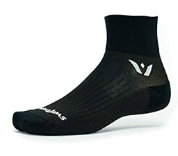 【中古】【輸入品・未使用】Swiftwick- PERFORMANCE TWO ランニング&サイクリングソックス 男女兼用 クッションクルーソックス ブラック Lサイズ