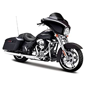 【中古】【輸入品・未使用】マイスト Maisto 1/12 ハーレー ダビッドソン Harley Davidson 2015 ブラック Black Street Glide Special オートバイ Motorcycle バイク Bike Model スポーツスターアイアン [並行輸入品]【メーカー名】Maisto マイスト【メーカー型番】32328【ブランド名】マイスト(Maisto)【商品説明】マイスト Maisto 1/12 ハーレー ダビッドソン Harley Davidson 2015 ブラック Black Street Glide Special オートバイ Motorcycle バイク Bike Model スポーツスターアイアン [並行輸入品]当店では初期不良に限り、商品到着から7日間は返品を 受付けております。こちらは海外販売用に買取り致しました未使用品です。買取り致しました為、中古扱いとしております。他モールとの併売品の為、完売の際はご連絡致しますのでご了承下さい。速やかにご返金させて頂きます。ご注文からお届けまで1、ご注文⇒ご注文は24時間受け付けております。2、注文確認⇒ご注文後、当店から注文確認メールを送信します。3、配送⇒当店海外倉庫から取り寄せの場合は10〜30日程度でのお届けとなります。国内到着後、発送の際に通知にてご連絡致します。国内倉庫からの場合は3〜7日でのお届けとなります。　※離島、北海道、九州、沖縄は遅れる場合がございます。予めご了承下さい。お電話でのお問合せは少人数で運営の為受け付けておりませんので、メールにてお問合せお願い致します。営業時間　月〜金　10:00〜17:00お客様都合によるご注文後のキャンセル・返品はお受けしておりませんのでご了承下さい。