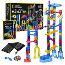 【中古】【輸入品・未使用】NATIONAL GEOGRAPHIC Glowing Marble Run ? 80 Piece Construction Set with 15 Glow-in-the-Dark Glass Marbles%カンマ% Mesh Storage Bag and Mar