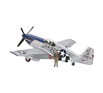 【中古】タミヤ 92216 1/48 ノースアメリカン P-51B マスタング ブルーノーズ ブンカ流通限定当店取り扱いの中古品についてこちらの商品は中古品となっております。 付属品の有無については入荷の度異なり、商品タイトルに付属品についての記載がない場合もございますので、ご不明な場合はメッセージにてお問い合わせください。 買取時より付属していたものはお付けしておりますが、付属品や消耗品に保証はございません。中古品のため、使用に影響ない程度の使用感・経年劣化（傷、汚れなど）がある場合がございますのでご了承下さい。また、中古品の特性上ギフトには適しておりません。当店は専門店ではございませんので、製品に関する詳細や設定方法はメーカーへ直接お問い合わせいただきますようお願い致します。 画像はイメージ写真です。ビデオデッキ、各プレーヤーなど在庫品によってリモコンが付属してない場合がございます。限定版の付属品、ダウンロードコードなどの付属品は無しとお考え下さい。中古品の場合、基本的に説明書・外箱・ドライバーインストール用のCD-ROMはついておりませんので、ご了承の上お買求め下さい。当店での中古表記のトレーディングカードはプレイ用でございます。中古買取り品の為、細かなキズ・白欠け・多少の使用感がございますのでご了承下さいませ。ご返品について当店販売の中古品につきまして、初期不良に限り商品到着から7日間はご返品を受付けておりますので 到着後、なるべく早く動作確認や商品確認をお願い致します。1週間を超えてのご連絡のあったものは、ご返品不可となりますのでご了承下さい。中古品につきましては商品の特性上、お客様都合のご返品は原則としてお受けしておりません。ご注文からお届けまでご注文は24時間受け付けております。当店販売の中古品のお届けは国内倉庫からの発送の場合は3営業日〜10営業日前後とお考え下さい。 海外倉庫からの発送の場合は、一旦国内委託倉庫へ国際便にて配送の後にお客様へお送り致しますので、お届けまで3週間から1カ月ほどお時間を頂戴致します。※併売品の為、在庫切れの場合はご連絡させて頂きます。※離島、北海道、九州、沖縄は遅れる場合がございます。予めご了承下さい。※ご注文後、当店より確認のメールをする場合がございます。ご返信が無い場合キャンセルとなりますので予めご了承くださいませ。