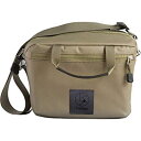 【中古】【輸入品・未使用】f-stop Kalamaja Shoulder Bag (Aloe/Drab Green) [並行輸入品]【メーカー名】【メーカー型番】【ブランド名】f-stop【商品説明】f-stop Kalamaja Shoulder Bag (Aloe/Drab Green) [並行輸入品]当店では初期不良に限り、商品到着から7日間は返品を 受付けております。こちらは海外販売用に買取り致しました未使用品です。買取り致しました為、中古扱いとしております。他モールとの併売品の為、完売の際はご連絡致しますのでご了承下さい。速やかにご返金させて頂きます。ご注文からお届けまで1、ご注文⇒ご注文は24時間受け付けております。2、注文確認⇒ご注文後、当店から注文確認メールを送信します。3、配送⇒当店海外倉庫から取り寄せの場合は10〜30日程度でのお届けとなります。国内到着後、発送の際に通知にてご連絡致します。国内倉庫からの場合は3〜7日でのお届けとなります。　※離島、北海道、九州、沖縄は遅れる場合がございます。予めご了承下さい。お電話でのお問合せは少人数で運営の為受け付けておりませんので、メールにてお問合せお願い致します。営業時間　月〜金　10:00〜17:00お客様都合によるご注文後のキャンセル・返品はお受けしておりませんのでご了承下さい。