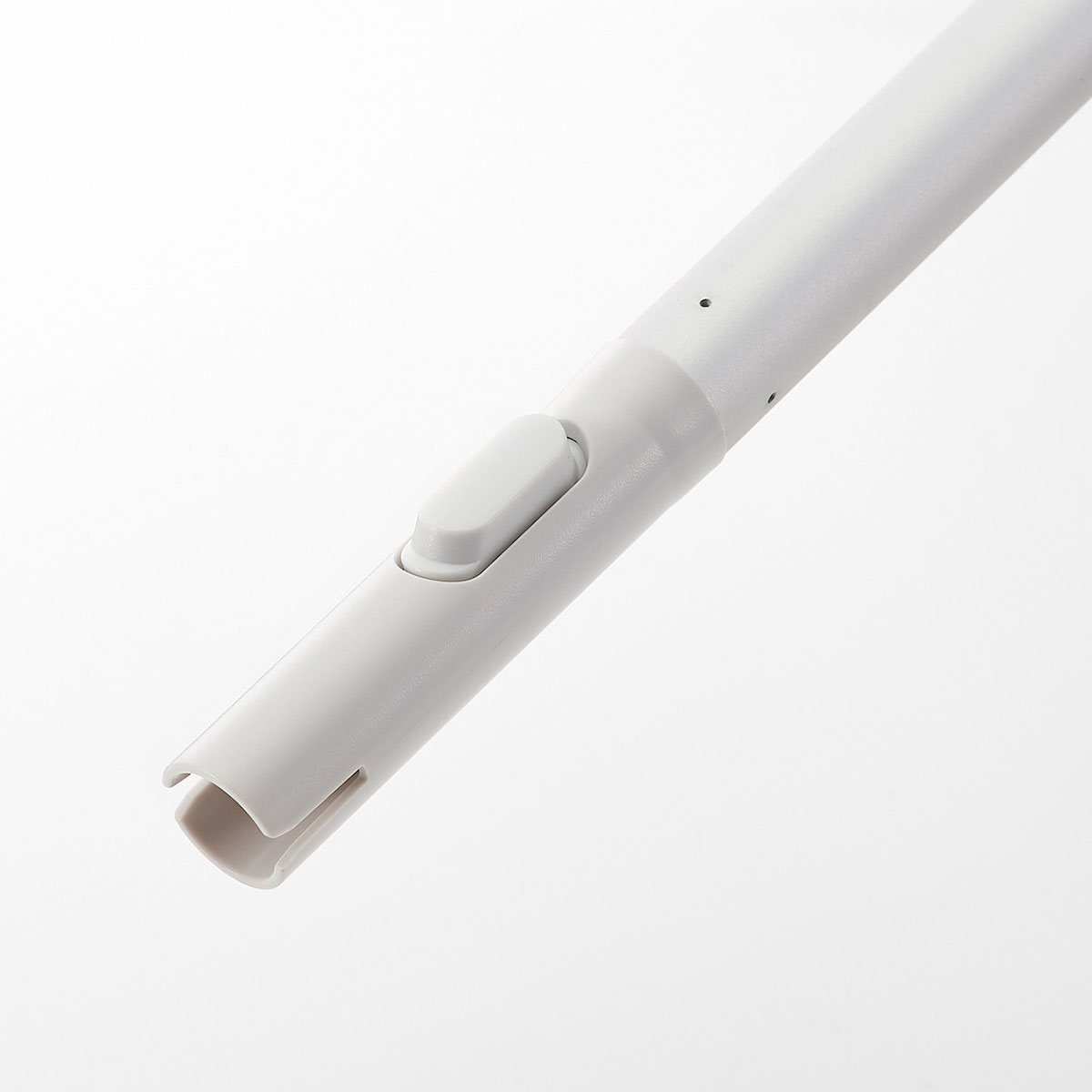 掃除用品システム　アルミ伸縮式ポール 本体：約直径2．5×長さ68−110cm