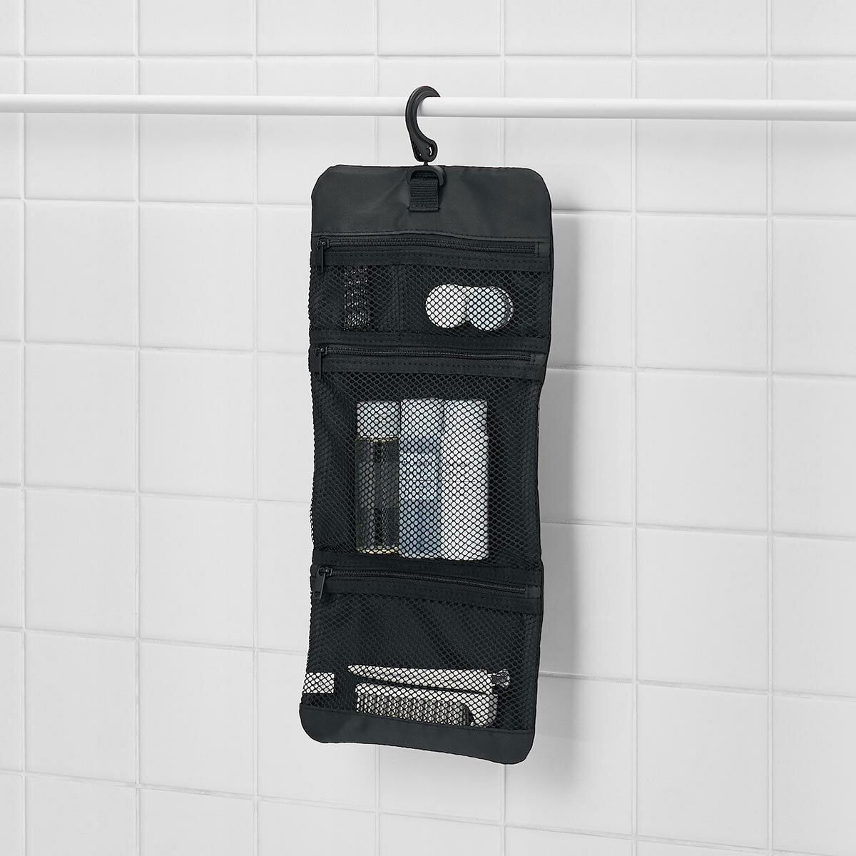ポリエステル　吊るして使える小物ポケットケース 黒　約12×18cm