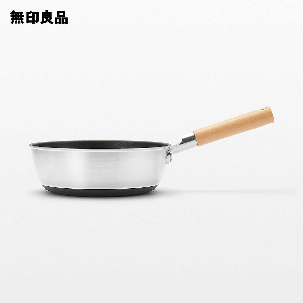 【IH対応】鍋としても使える こびりつきにくいフライパン 深型／約直径24cm