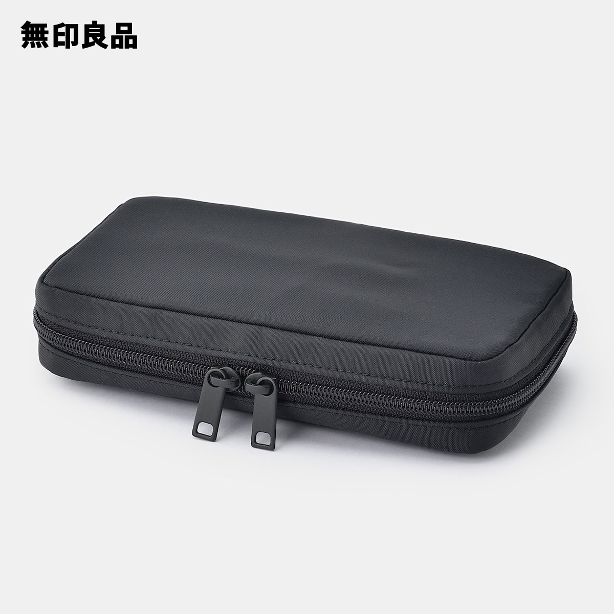 ナイロンブック型ポーチ・黒 約12×20．5×4cm