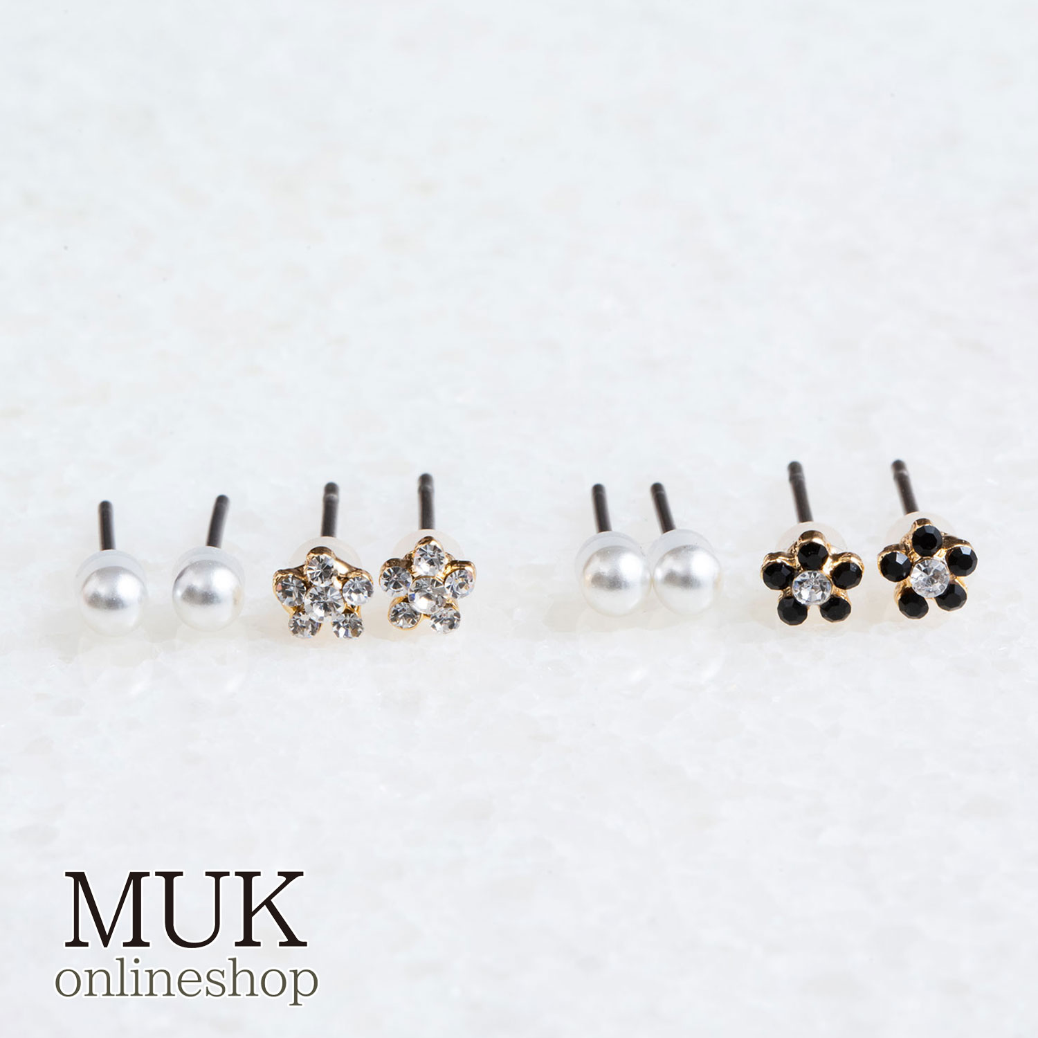 ピアス 純チタン チタン チタンポスト チタンピアス 金属アレルギー 花 フラワー ストーン ピュアチタン クリア ブラック セット シンプル muk プレゼン...