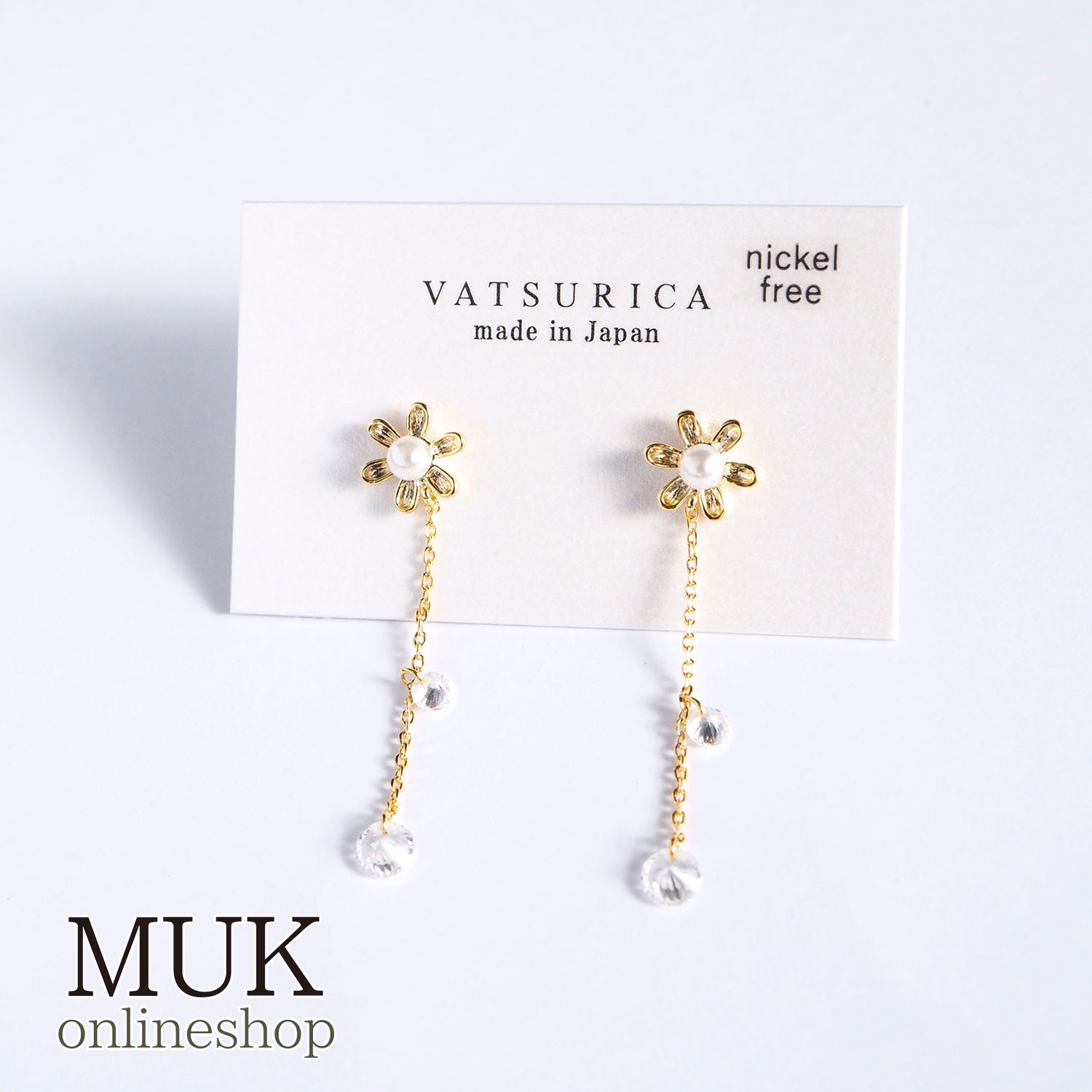 ピアス チタン チタンポスト チタンピアス 金属アレルギー デイジー 花 フラワー チェーン シンプル ゴールド キュービックジルコニア 日本製 madeinjapan