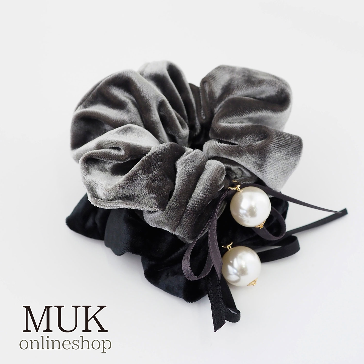 シュシュ ベロア りぼん リボン Ribbon パール 光沢 ラグジュアリー グレー ブラック 一粒パールベロアシュシュ