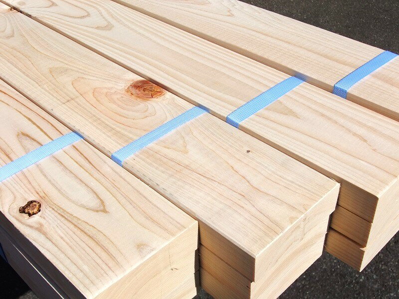 国産桧　人工乾燥・モルダー仕上　2000×105×30ミリ　6本入(24kg)