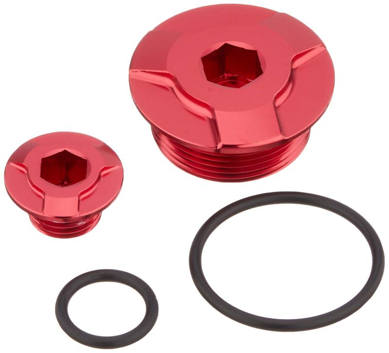 キタコ (K) タイミングホールキャップセット(レッド) スーパーカブ50/110 CT125ハンターカブ モンキー125 グロム CB125R レブル250 等 753-1001020適合車種 スーパーカブ50系 : AA09/AA07/AA06 | スーパーカブ110系 : JA44/JA42/JA45/JA59/JA60 | モンキー125 : JB02/JB03/JB05 | ダックス125 : JB04/JB06 | グロム : JC61/JC75/JC92 | スーパーカブC125 : JA48/JA58/JA71 | CT125ハンターカブ : JA55/JA65 | CB125R : JC79/JC91 | CB250R : 52適合車種 レブル250 : 49-1000001～1499999 | CL250 : 57 等アルミ削り出し | アルマイト仕上げOリング付属2個入ジェネレーターカバーのタイミングホールとフライホイールセンターナットキャップをドレスアップさせるキャップです