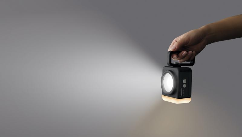 パナック 強力マルチライト 角型 ランタン 乾電池エボルタNEO付 BF-MK10K-K