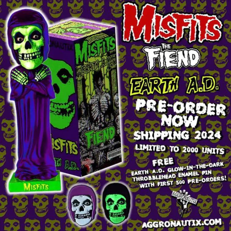 ミスフィッツ クリムゾン ゴースト 蓄光 首振り フィギュア MISFITS Earth A.D. Fiend Glow-In-The-Dark Throbblehead ボブルヘッド 限定 バンドT ロック パンク グッズ ハードコア アメトイ ホラー 雑貨