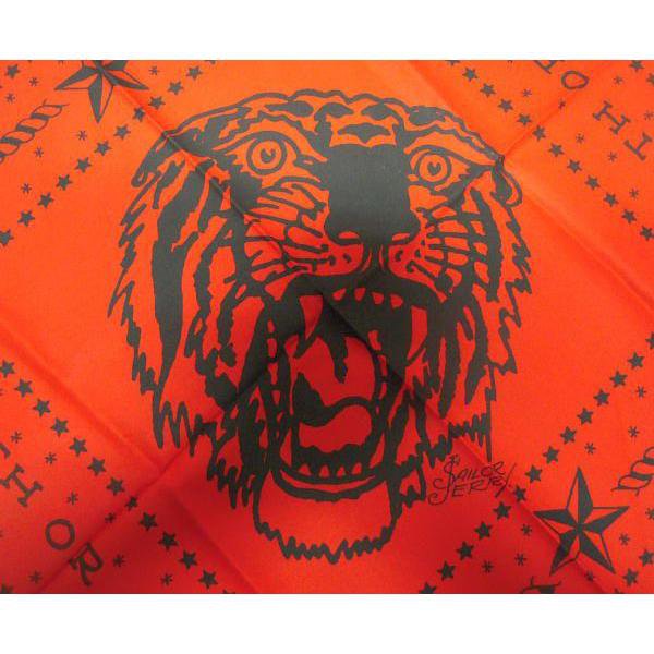 Tiger Bandana - Redタトゥーブランドの重鎮「セイラージェリー」のバンダナです。Red & Black のカラーリングに、インパクトのあるタイガーのプリント!Sailor Jerryのデザインの中でも、人気の高いタイガー柄!サイズ：52cm×52cm正規品メール便送料￥250（1点の場合・代引き不可・紛失事故の補償なし）