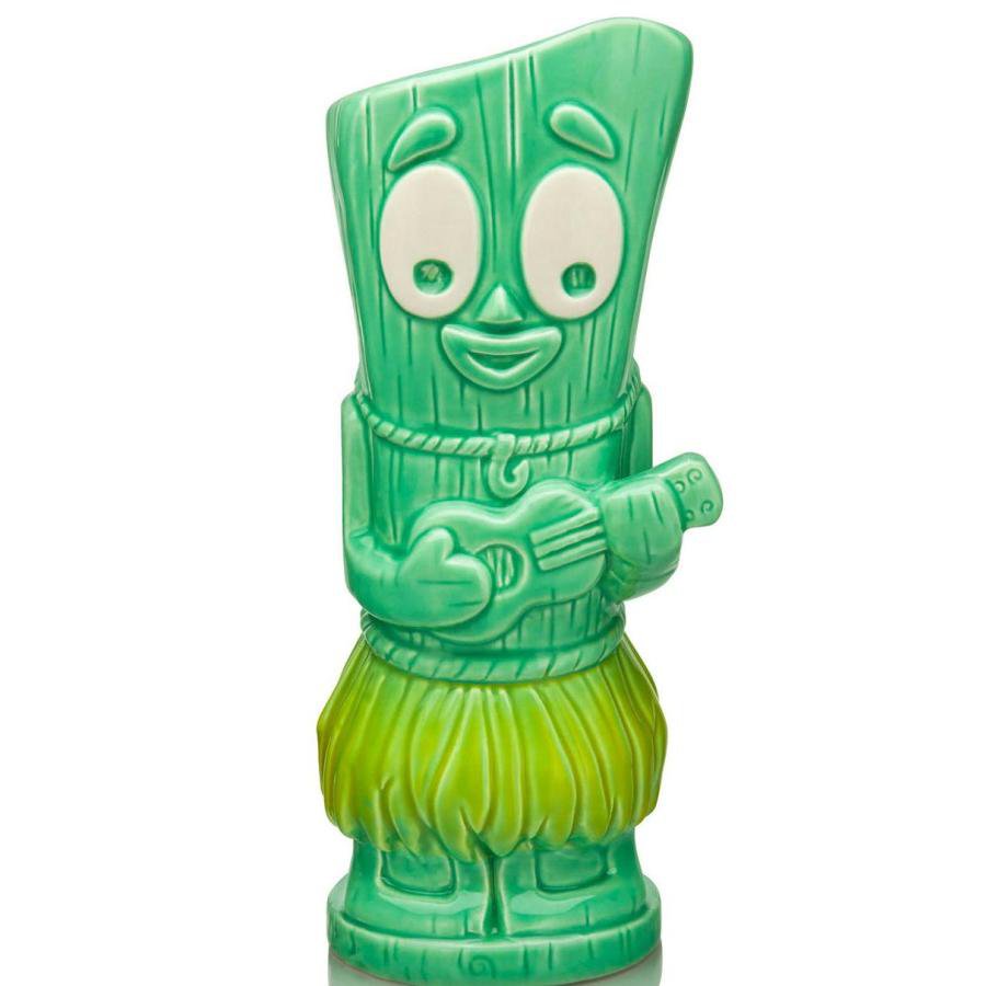 Gumby in Hula Skirt 14 oz. Geeki Tikis Mug:ポップカルチャーで愛されているキャラクターと、ティキカルチャーで見られる独特のスタイルを組み合わせた唯一のドリンクウェアを生み出し続けるBeeline Creative/Geeki Tikis〓よりリリース「Gumby in Hula Skirt 14 oz. Geeki Tikis Mug」です。1956年8月にNBCの子供向け番組『Howdy Doody』でエピソード『Robot Rumpus』が放送されテレビデビュー,1957年からガンビーとしての単独番組が放送され,35年間にわたって233のエピソードが放送,80年代には日本にも紹介され,アメリカンキャラクターの代名詞のひとつとなっています。Geeki Tikisはムービー物を中心に米国でかなりの種類がリリースされていますが、こちらはガンビー・カラーともいえるグリーン系の釉薬ベースに黄色のオーバースプレーを施した,フラ・コスチュームでウクレレを奏でるドンズバなデザイン!マカウ・ネックレスもポイントです。高さ:約19.5cm限定500pcs