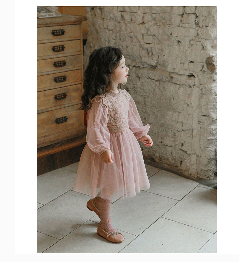 【クーポン利用で300円オフ】P10倍★11/20(木) 20:00～【在庫限★レビュー特典】キッズドレス リングガール 子供 ドレス キッズ チュール ワンピース 長袖 レース プチプラ ロング 無地 リブ 春秋冬 入園式 入学式 結婚式 ピアノ発表会 祝い 記念写真 撮影 公園 2歳 3歳 4歳 3