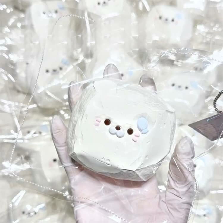 水感スクイーズ アザラシ 豆腐 スクイーズ アイスクリーム スイーツ おもちゃ ぷにぷに もちもち 低反発 高弾力 伸びる ストレス解消 グッズ 猫 ねこちゃん スクイーズケーキおもちゃ 手触りが柔らかく 感覚遊び 食べ物スクイーズ mumei365-10008641 無名商店 サンプル画像3