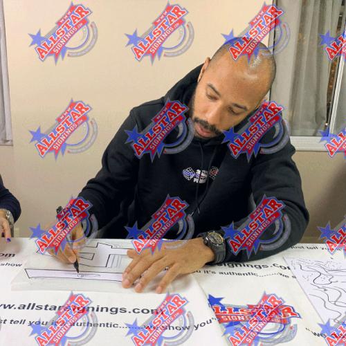 【予約ASS01】【国内未発売】ベルカンプ&アンリ&ピレス 3選手 アーセナル 額入り直筆サイン入りユニフォーム【サッカー/メモラビリア/プレミアリーグ/Arsenal/Bergkamp/Henry/Pires】ネット注文 サッカー 用品 セール