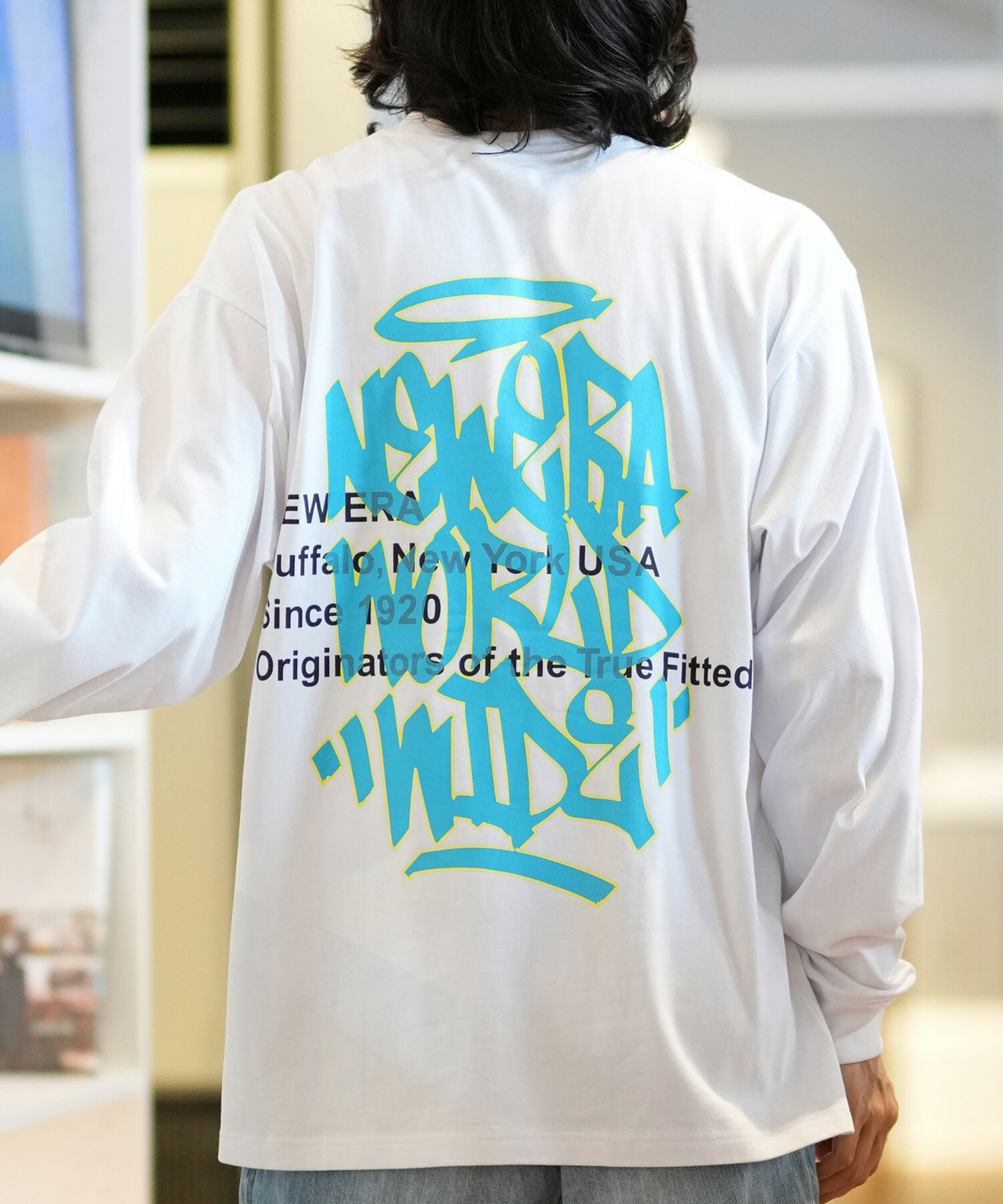 NEW ERA ニューエラ 長袖 Tシャツ メンズ ロンT バックプリント オーバーサイズ コットン Graffiti ホワイト 14324706のサムネイル