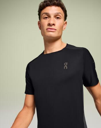 Rakuten - 【ラスト BLK-ECL Sサイズ1着のみ】On オン メンズ アパレル カジュアル Tシャツ ウエア Performance T M パフォーマンスティー 1ME10230106(Black/Eclipse) ランニング 普段着 長ソデ