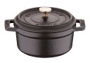 ピコ・ココット staub ストウブ ホーロー鍋 RST3401 ピコ・ココット ラウンド (10cm)/ブラック プロユース（業務用）として販売されている国内正規販売ルートの商品です。家庭用に付属されている生涯保証書（シリアルナンバー）は付属されておりません。予めご了承ください。