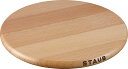staub ストウブ マグネットトリベット ラウンド/40511-077 23cm プロユース(業務用)として販売されている国内正規販売ルートの商品です。家庭用に付属されている生涯保証書(シリアルナンバー)は付属されておりません。予めご了承ください。