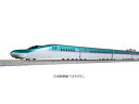 北海道・東北新幹線の東京〜新函館北斗間を結ぶ列車の「はやぶさ」などで活躍するE5系は、国内営業最高速度320km/hでの運転が行われています。大形の荷物を携行する外国旅行者が増えてきたことから、2・4・6・8号車の座席の一部が大形荷物置場へと変更され、窓の一部が埋められる工事が施され、外観上の変化が生まれました。◆今回製品から増結セットA(3両)付属のセット名表示シールを廃止し、ブックケース表面の製品名表記が変更となります。E5系新幹線「はやぶさ」のスターターセットは、曲線線路R315を採用し、新幹線でもスムーズな運転を楽しめるスターターセットです。付属するパワーパックはスタンダードSX、箱から出してすぐに運転をお楽しみいただけます。主な特長●E5系新幹線「はやぶさ」・E5系U4編成がプロトタイプ・2・4・6・8号車に見られる荷物置場設置に伴う窓の閉塞を再現・特徴的な先頭部の形状とカラーリングをリアルかつ的確に再現・台車を覆っているスカート形状を再現・小形リレーラーを基本セットに付属・実車同様の車体傾斜機構を装備・E514は、E6系との併結運転が可能な先頭部連結機構を搭載 ・フライホイール搭載動力ユニットを採用。スムースかつパワフルな走行性能を発揮・ヘッドライト/テールライト点灯(消灯スイッチ付)・最少通過曲線半径はR315・DCCフレンドリー10-1664　