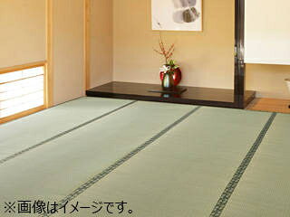 サイズ(cm)：174×174　厚み(mm）：3素材：表面：国産い草100％ 縁：No.10 双目織機能：抗カビ・消臭洗濯：洗濯機不可すべり止め：なしホットカ−ペット床暖房：非対応原産国：日本高品質な国産のい草と日本の職人の技術が織りなす双目織の上敷き。い草の栽培から縫製まで、すべて日本にこだわって丁寧に仕上げています。織りが等間隔な「双目織り」なので、見た目も美しく、汚れにくいのが特徴です。159058620　