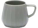 京陶 KYOTOH KTK-012 KAKU KAKU(カクカク)シリーズ MUG CUP(マグカップ)300ml オリーブグレイ 平たいハンドルが持ちやすい、やわらかいフォルム。 しずくのような丸いフォルムが気分をなごませる、コーヒーに最適。