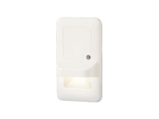 Panasonic パナソニック LBJ70071　壁埋込型　LED（電球色） フットライト 明るさセンサ付（白熱電球10形以下1灯器具相当）