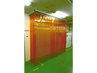 【組立・輸送等の都合で納期に3週間以上かかります】 TRUSCO/トラスコ中山 【代引不可】ストリップドアシートセット 厚み2mm幅200mm 取付間口2m×高さ3m TSBO220-1R-2030S 防虫オレンジ/一部オーバーラップ