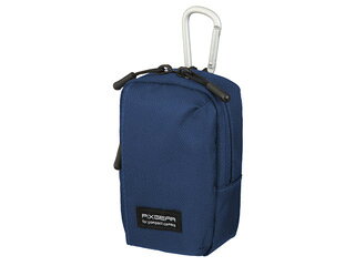 軽量ナイロン素材のカメラポーチ。フロントポケットはメディア等のアクセサリー類の収納に適しています。 背面には持ち運びに便利なベルト通しとカラビナ付き。【仕様】 ●内寸法 W65×H110×D35mm ●重量 45g ●材質 ナイロン ●ベルト通し あり ●開閉方式 ファスナー式 ●付属品 カラビナSPGDP01CPMNV　