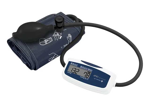AND エーアンドデイ UA-704Plus　上腕式血圧計（手のひらサイズの血圧計）